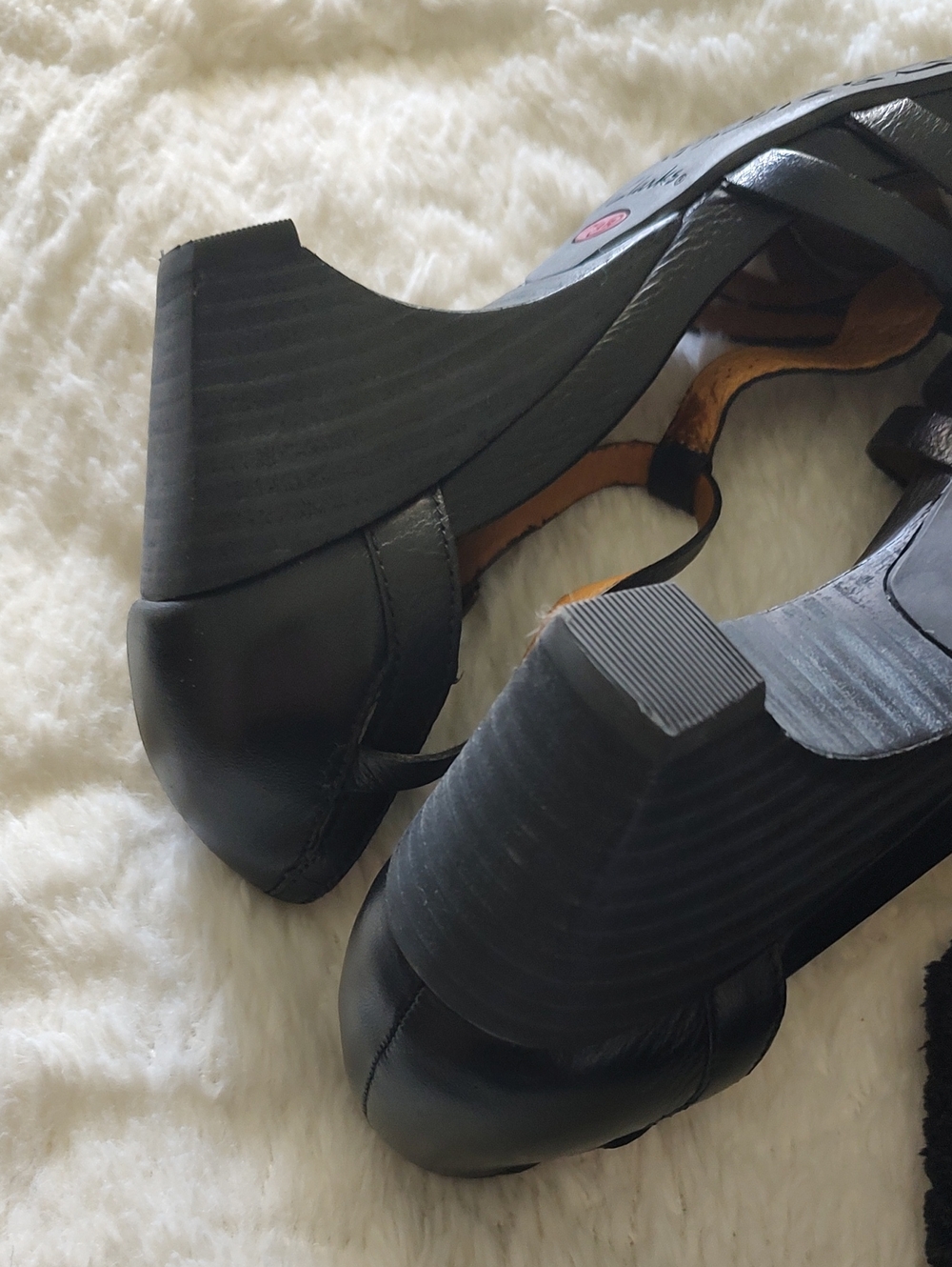 Clark's Artisan Sandals - Picture 6 of 8